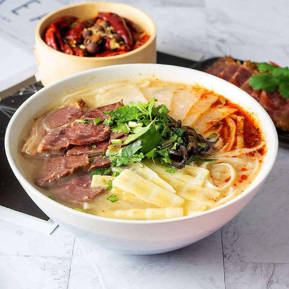 A-Kuan Lanzhou Beef Noodles - Bowl, 95g - Image 3