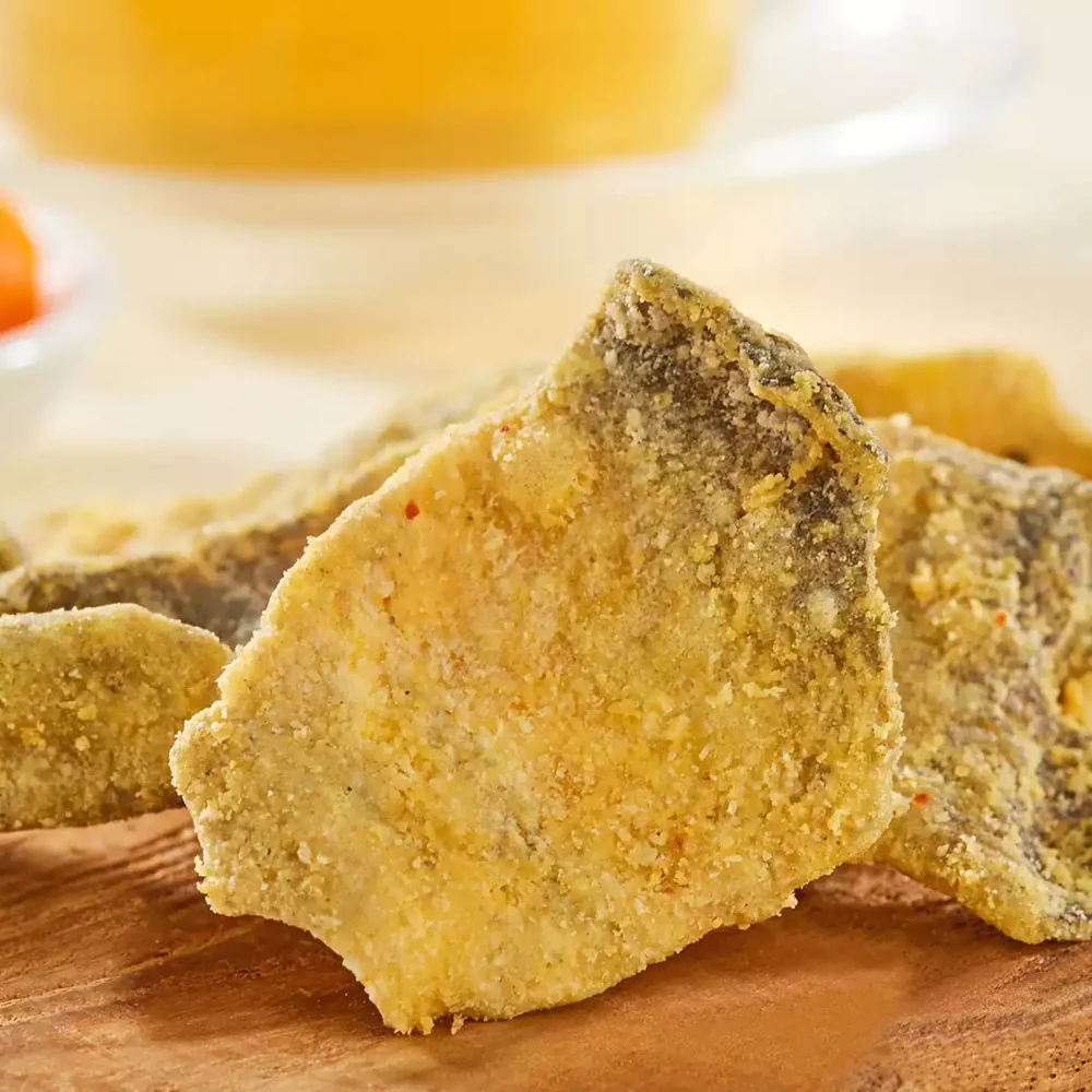 Aldi Delight Crispy Fish Skin – Salted Egg Yolk Flavor 50g – Limited Import - Image 2