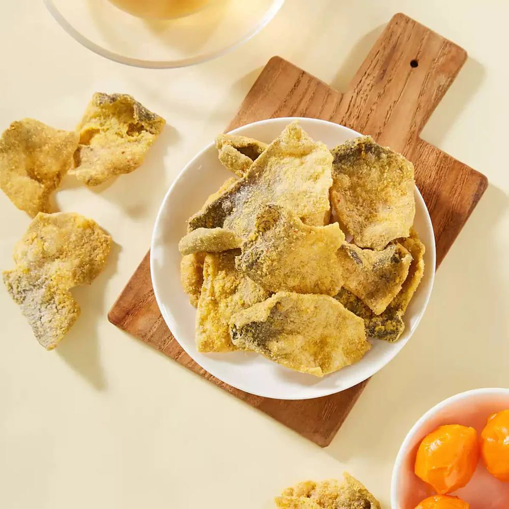 Aldi Delight Crispy Fish Skin – Salted Egg Yolk Flavor 50g – Limited Import - Image 4