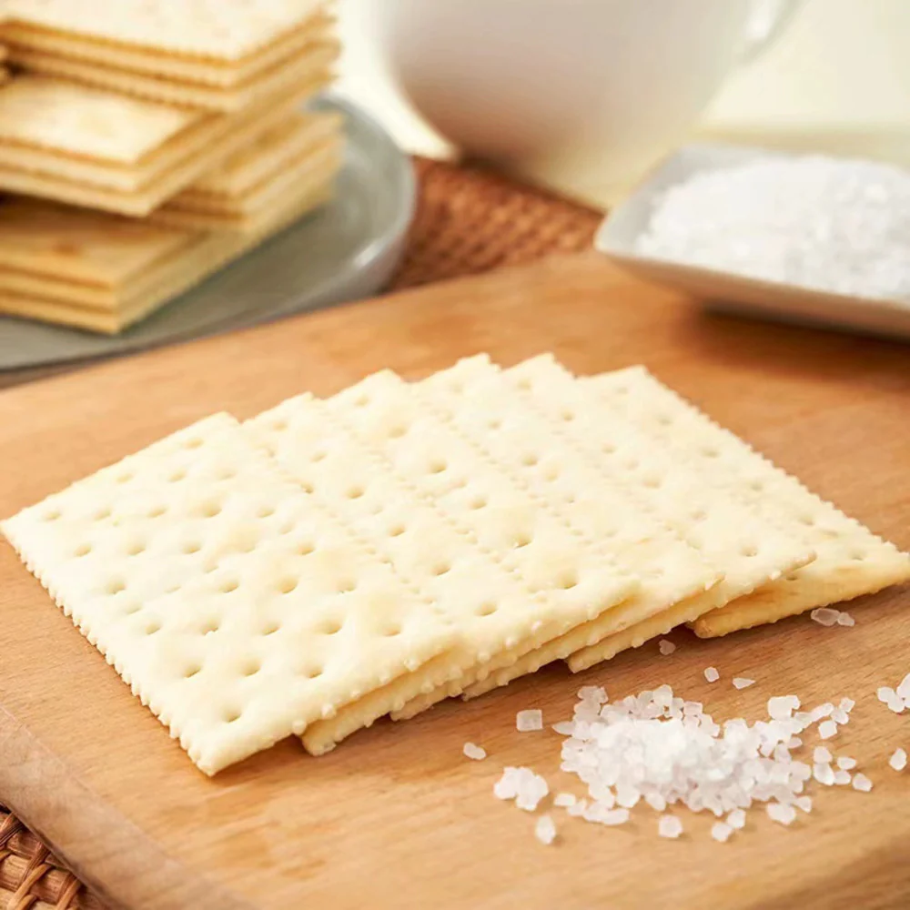 ALDI Delight Sea Salt Soda Biscuits 360g – Limited Import - Saltine-Style Crackers - Image 4