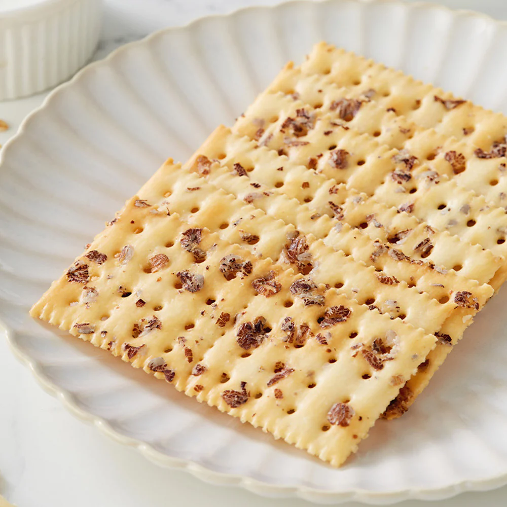 Aldi Delight Soda Biscuits – Rye Flavour 360g – Limited Import - Image 4