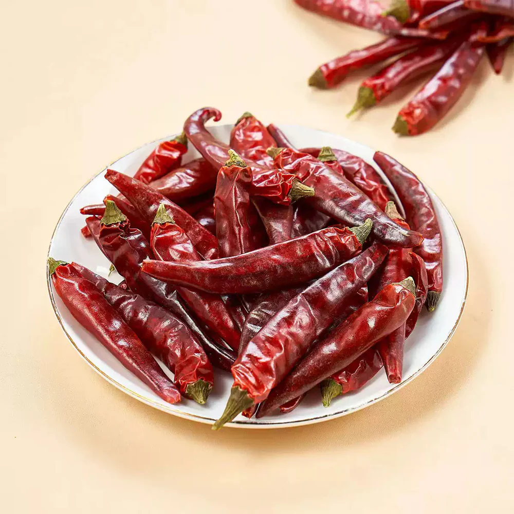 Aldi Value Dried Chili Peppers 50g – Limited Import - Whole Dried Red Chilies - Image 2