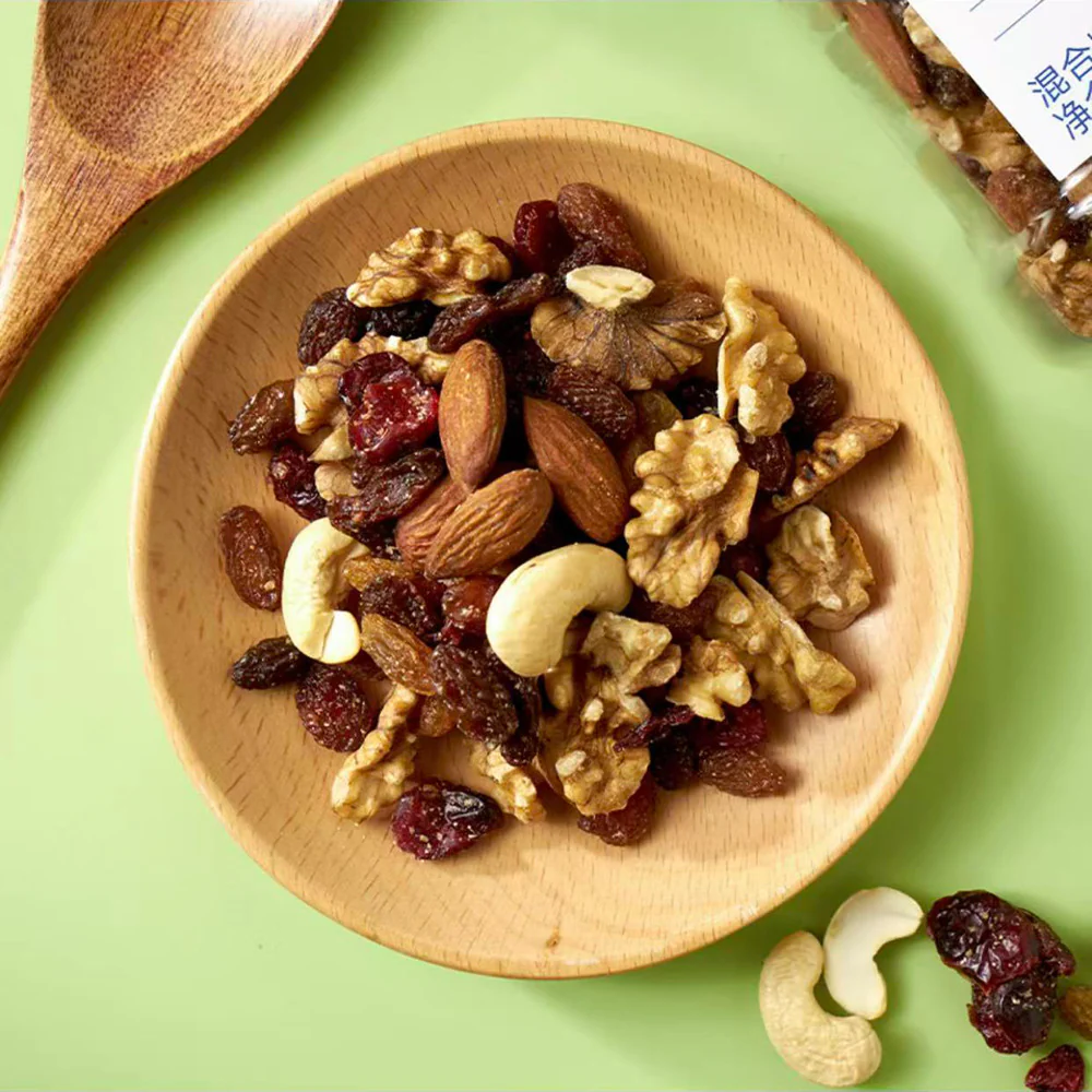 ALDI Value Series Mixed Nuts & Dried Fruit 500g – Limited Import - Trail Mix - Image 3