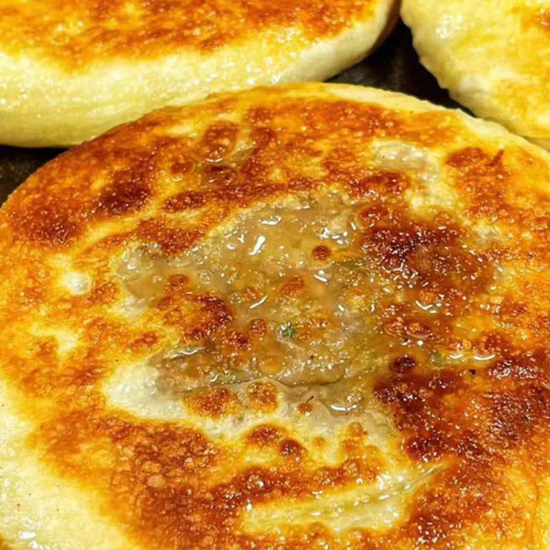 Annah's Bun Frozen Pork and Radish Pie - 4 Pieces, 400g
