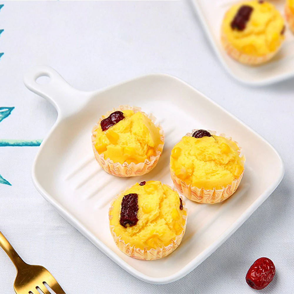 Arnold Frozen Corn and Red Date Cake - 300g - Image 2