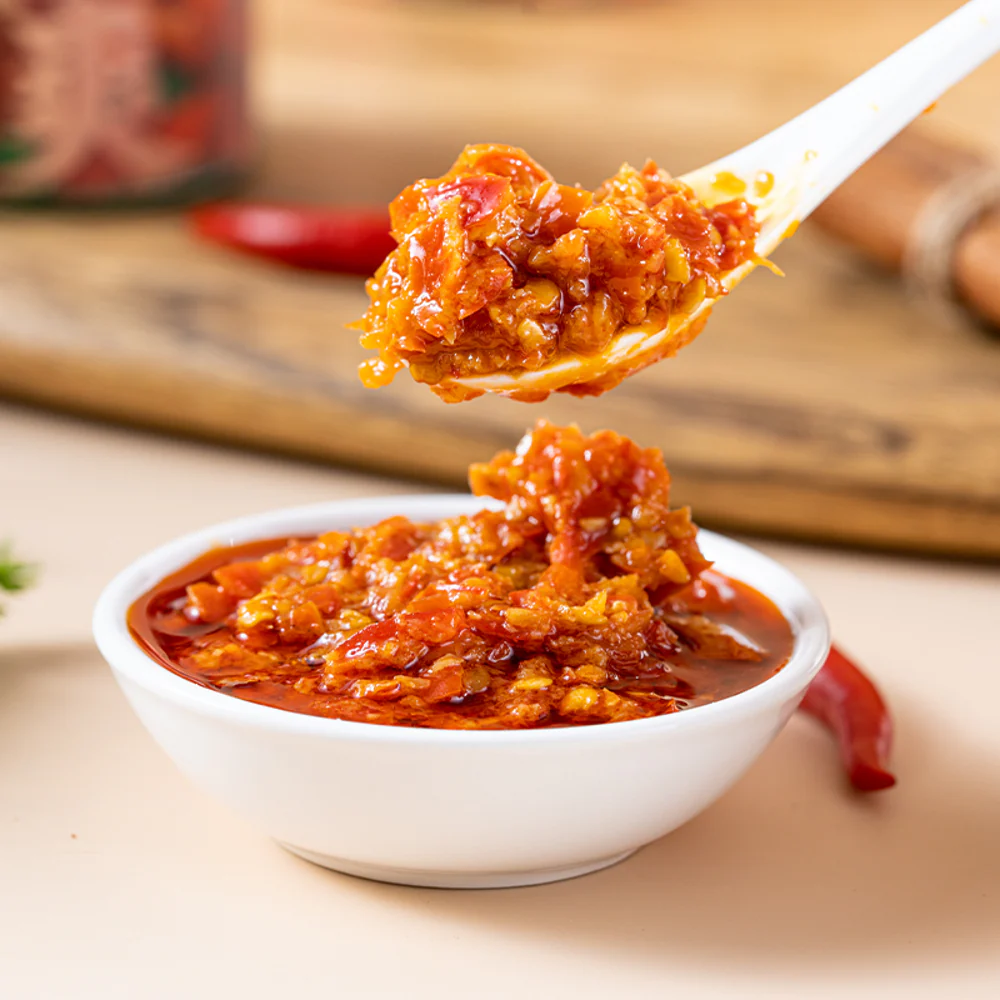 Auagro Chilli Oil & Chopped Chilli Twin Pack 100g x 2 - Image 2
