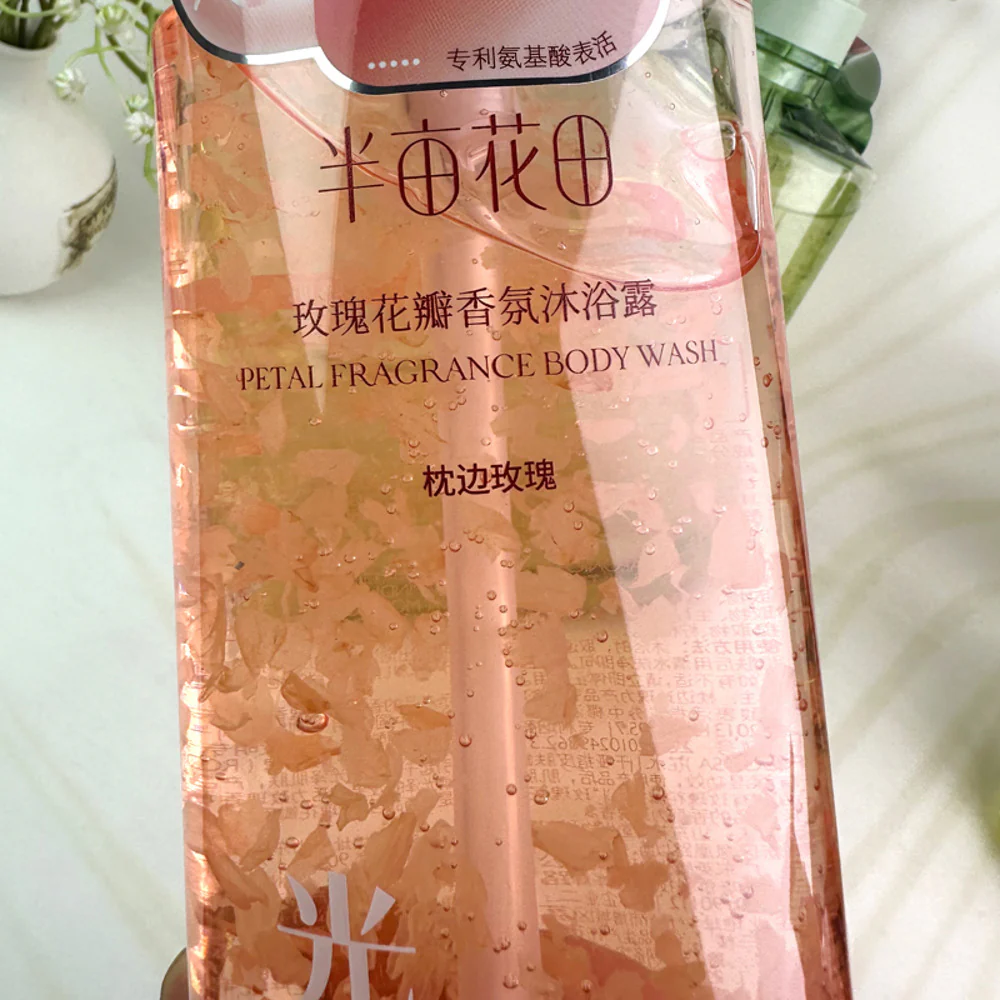 Banmu Huatian Petal Fragrance Body Wash – Bedside Rose 500g - Rose Petal Infused Shower Gel - Image 2
