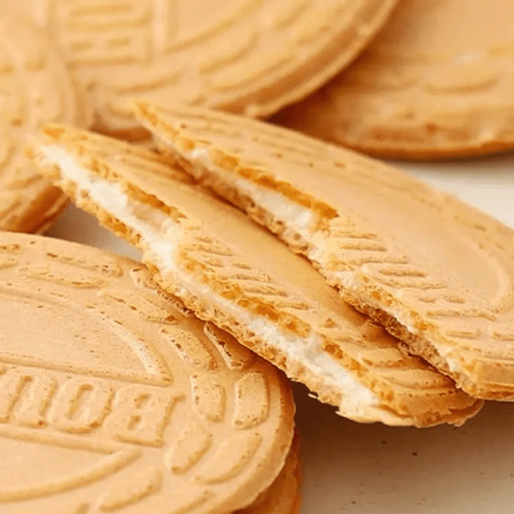 Bourbon Vanilla Cream Sandwich Biscuits - 16 Pieces, 149g - Image 3