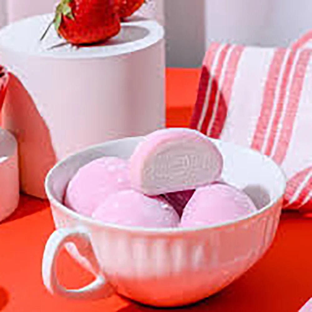 Buono Mochi Ice Cream Strawberry Flavor 6pcs 156g - Image 2
