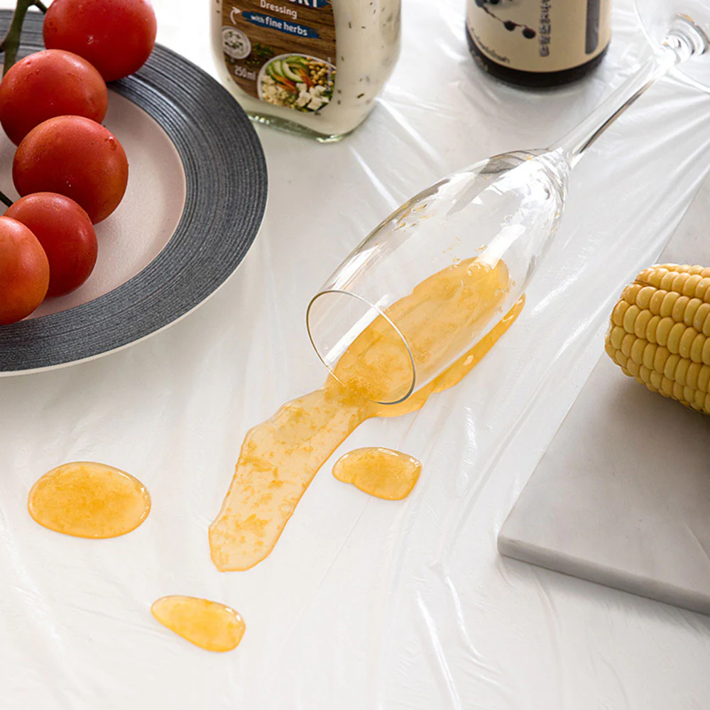 Camellia Brand Waterproof and Oil-Resistant Disposable Tablecloth for 10-Person Table, 180*180cm, Pack of 10 - Image 3