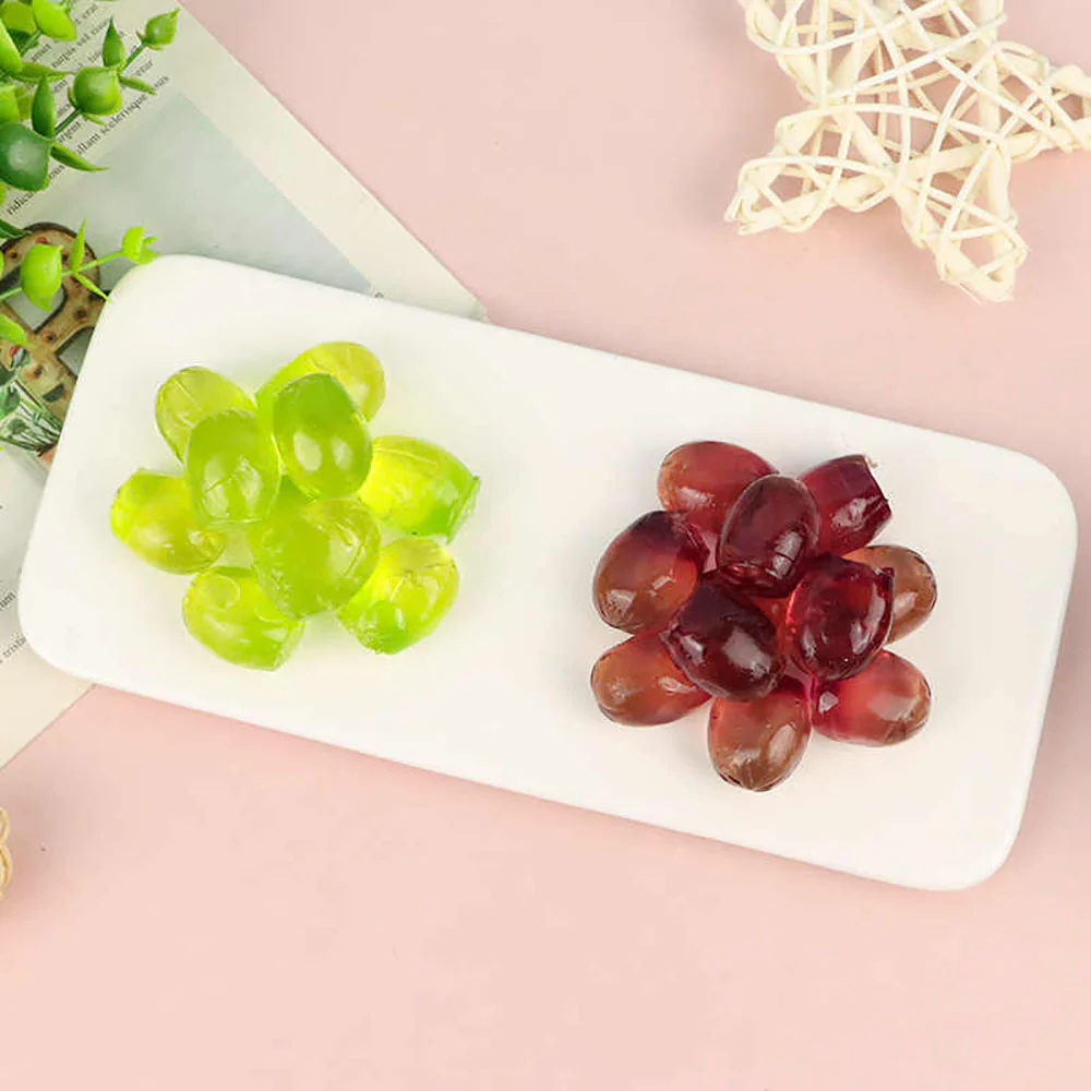 Chaoyouwei Peeled Purple Grape Gummies - 108g - Image 3