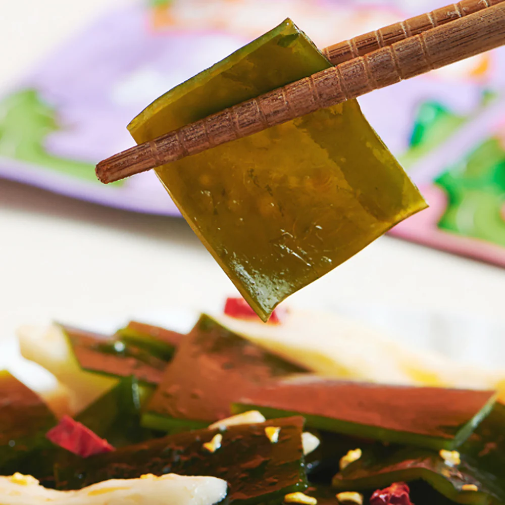 Chaoyouwei Pickled Kelp and Bamboo Shoots - Hot & Sour Flavor - 140g - Image 2