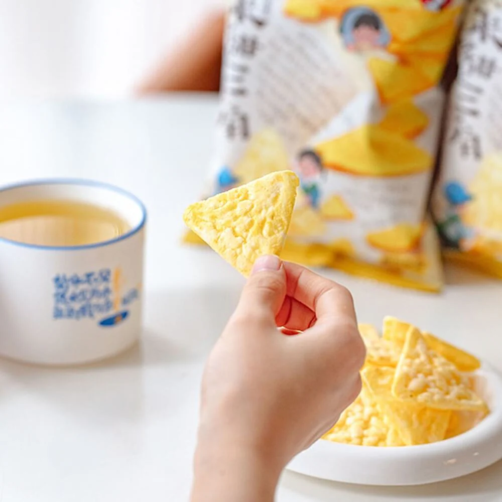 Chayan Yuese Sweet Corn Puff Triangles - 30g - Image 4