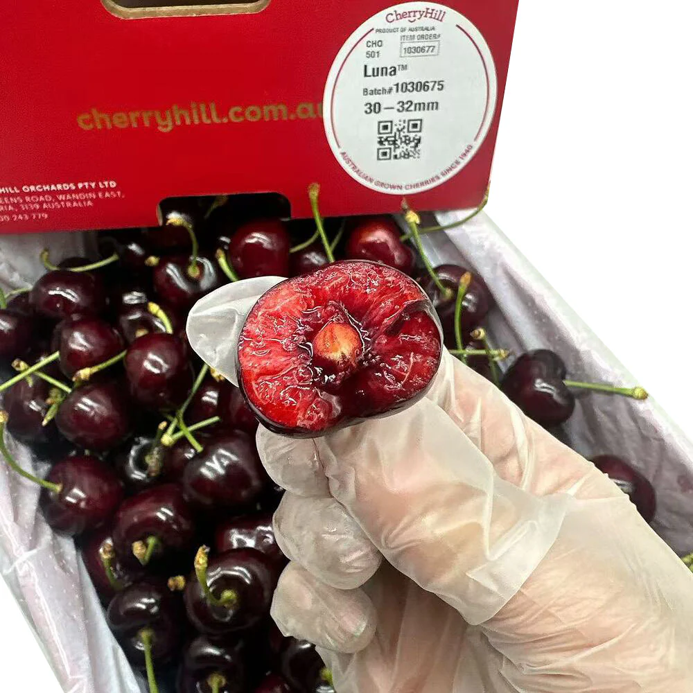 CherryHill Luna Cherries Gift Box 30–32mm – 2kg - Image 3