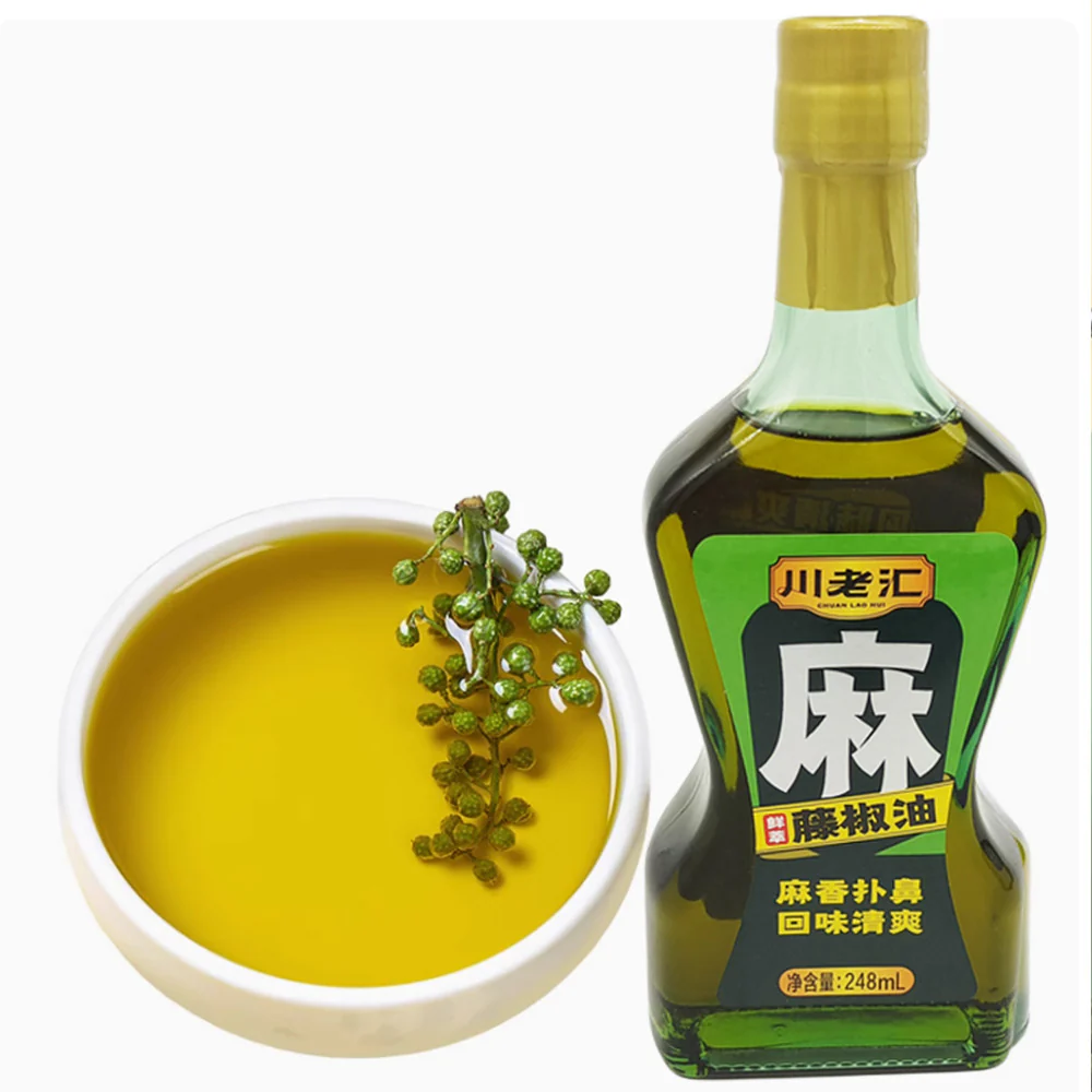 Chuan Lao Hui Fresh-Infused Green Sichuan Pepper Oil 248ml - Tengjiao Oil