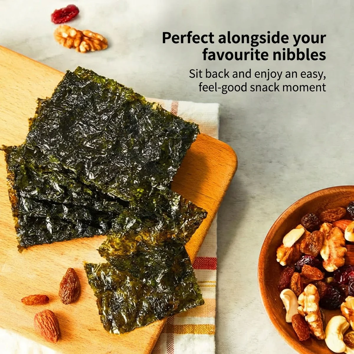 Chung Jung One Lightly Salted Olive Oil Seaweed Snacks - 24 Packs, 180g - Image 2