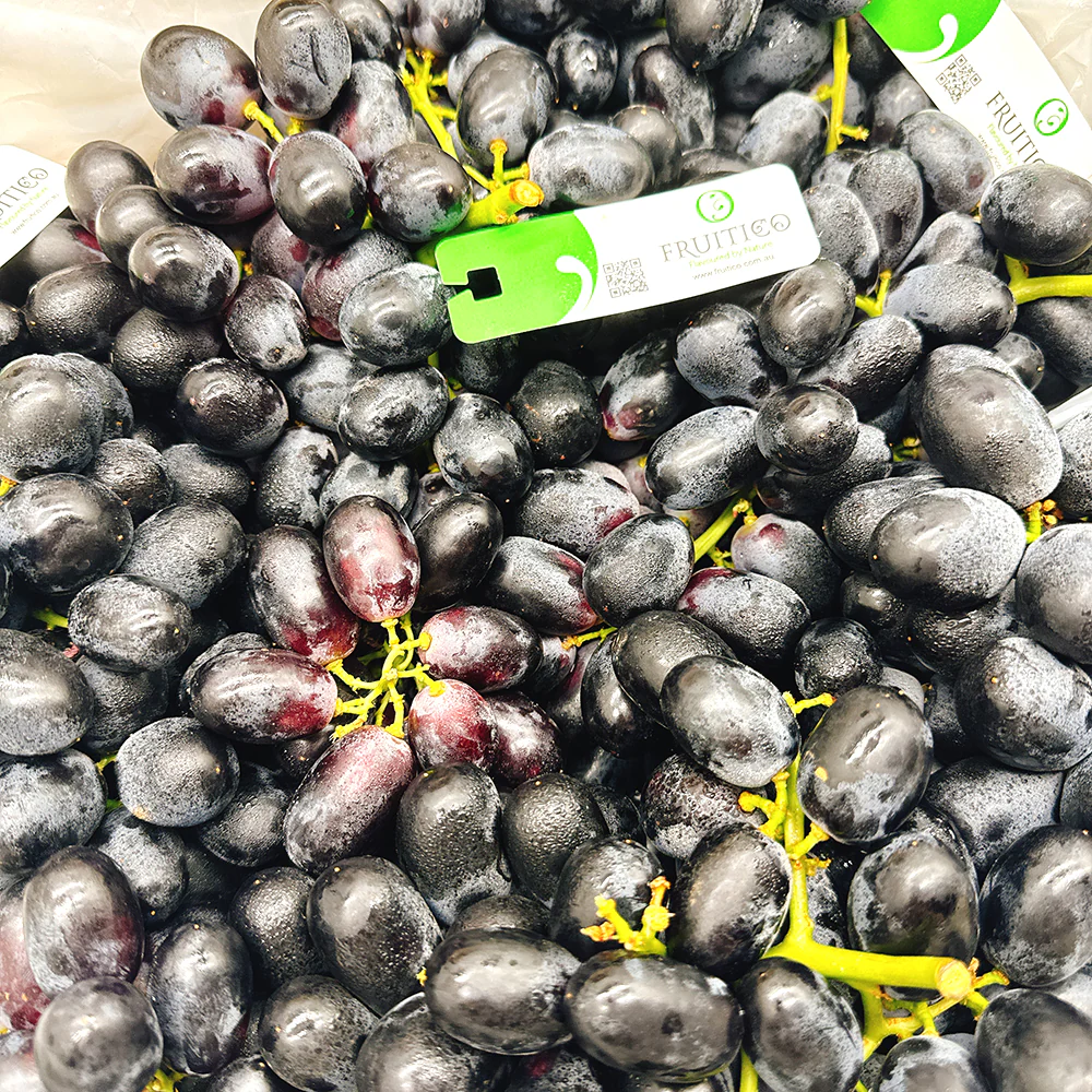 Cotton Candy Seedless Black Grapes - 1kg - Image 4