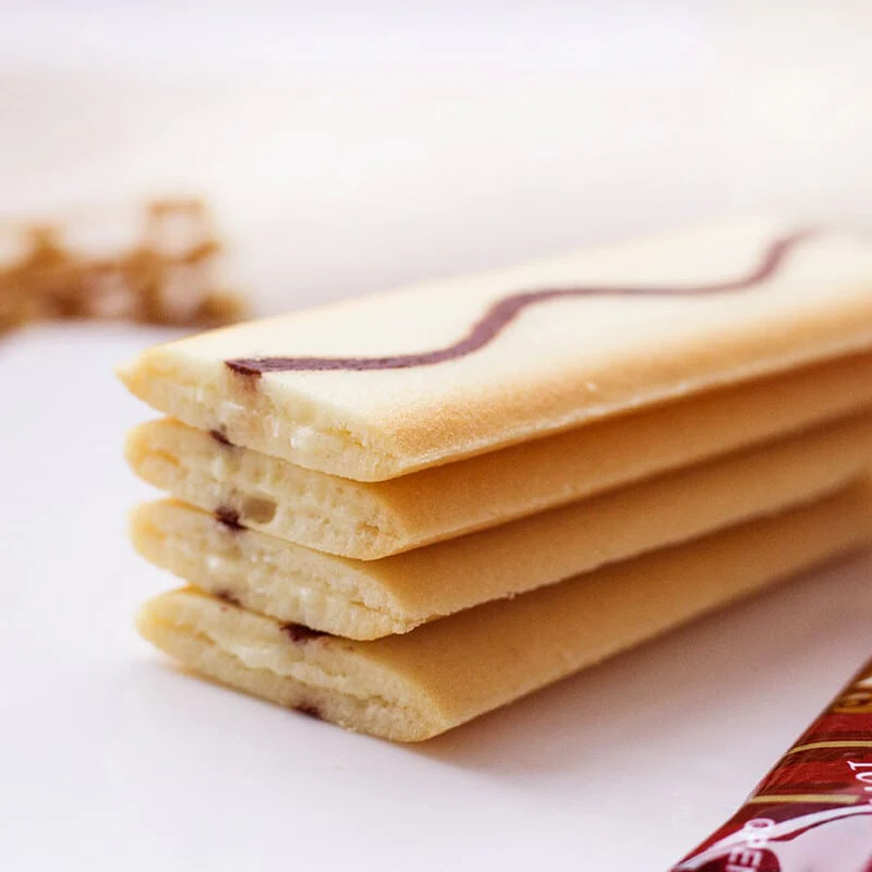 Crown Couque D'asse White Torte Filled Cookies - 128g - Image 3