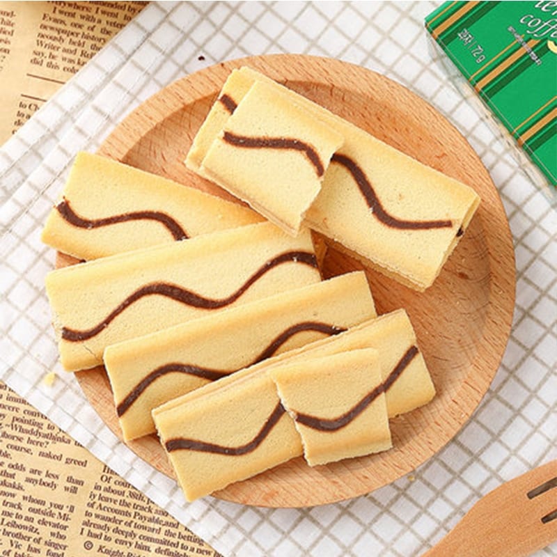 Crown Vienna Coffee Flavored Sandwich Cookies - 128g - Image 2