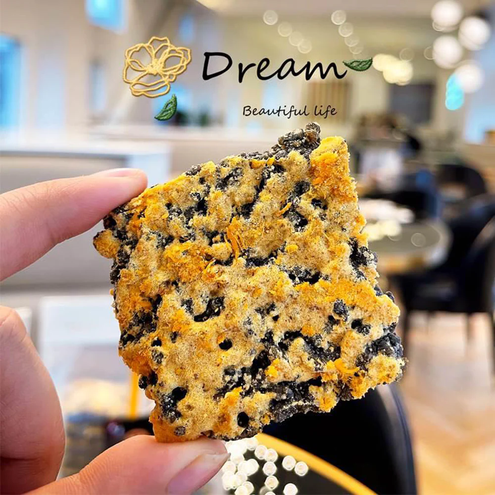 Cuicui Black Rice Crust with Meat Floss and Crab Roe Flavor - 158g - Image 3