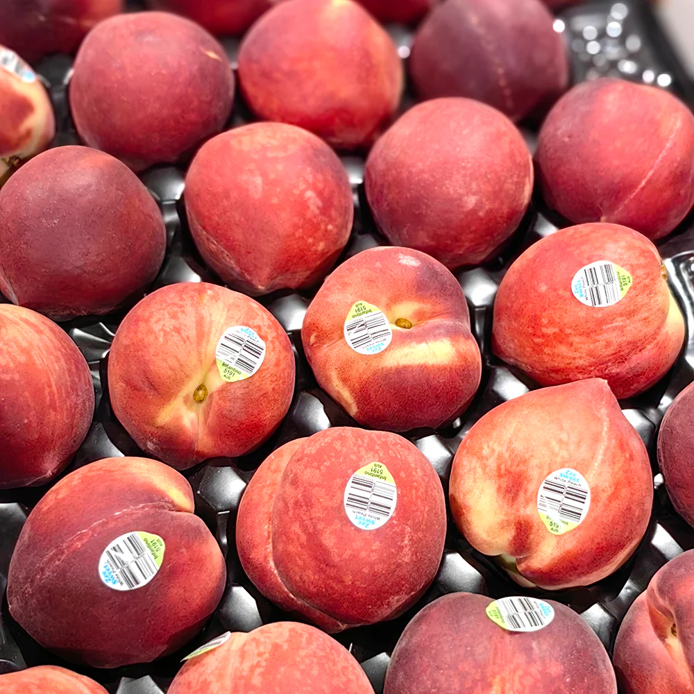 Cutri Fruit Zee Sweet White Peaches - Large, 4 Pieces - Image 4
