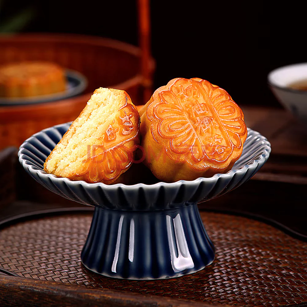 Dao Xiang Cun Longyun Daoxiang Mooncake Gift Box 12 Pieces 600g - Traditional Mid-Autumn Festival Gift Set - Image 3