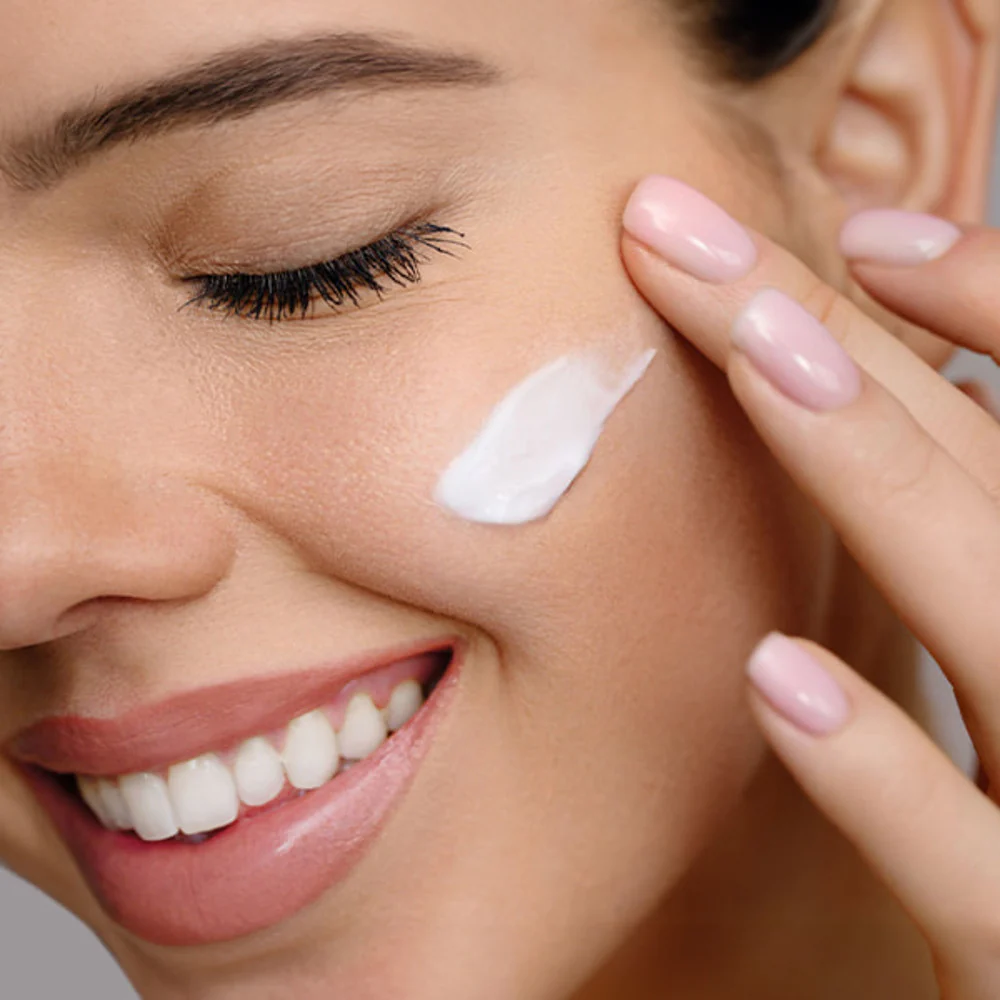 DECORTÉ Prime Latte Herbal Emulsion 150ml - Image 3