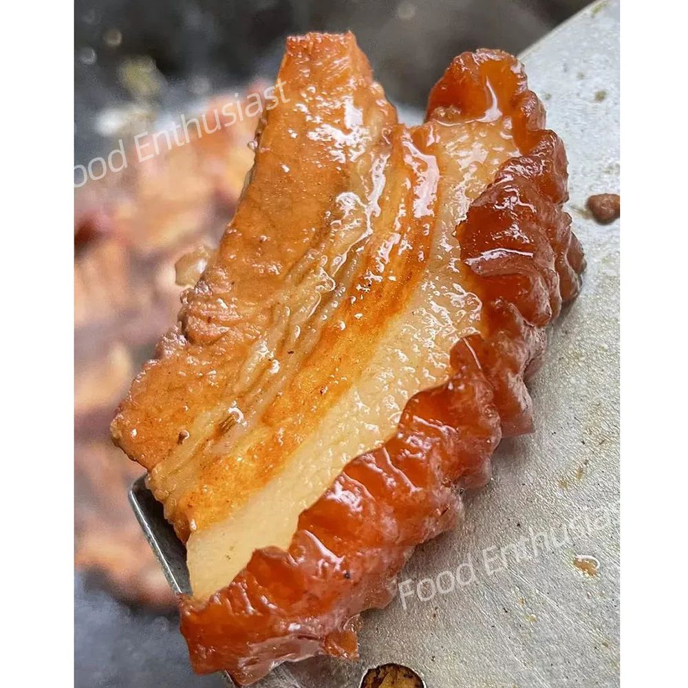 Ding's Private Kitchen Frozen Braised Pork Belly - 700ml - Image 2