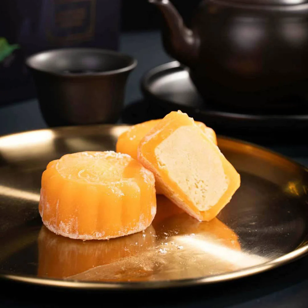 Dking Musang King Durian Snow Skin Mooncakes - 8 Pieces, 480g - Image 3