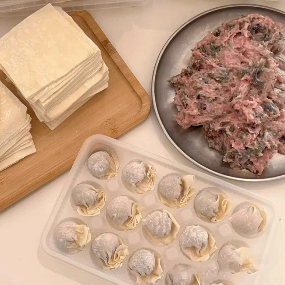 Duo Le Kitchen Frozen Century Egg and Fresh Pork Wontons - 15 Pieces, 220g - Image 3