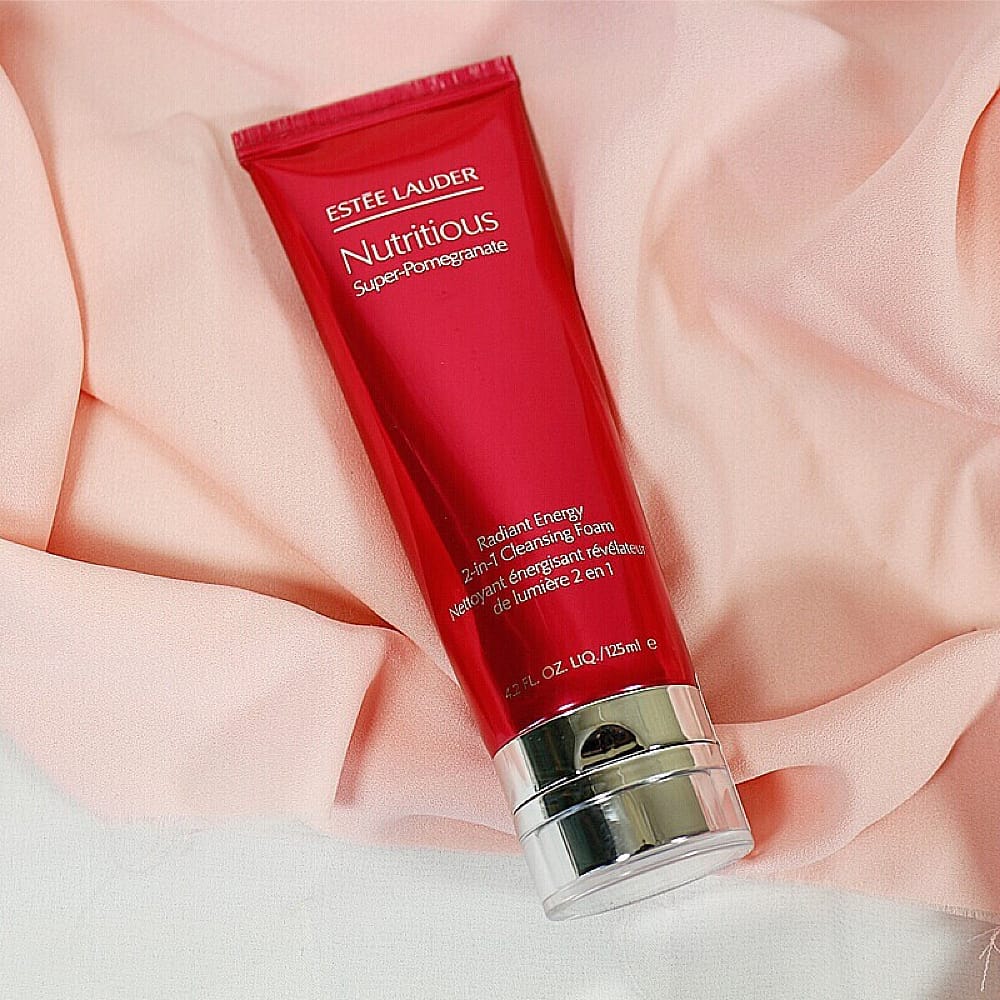 Estee Lauder Nutritious Super-Pomegranate Radiant Energy Foam Cleanser 125ml - Image 5