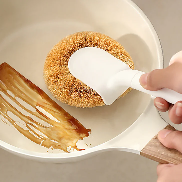 FaSoLa Coconut Fiber Pot Brush - White - Image 4
