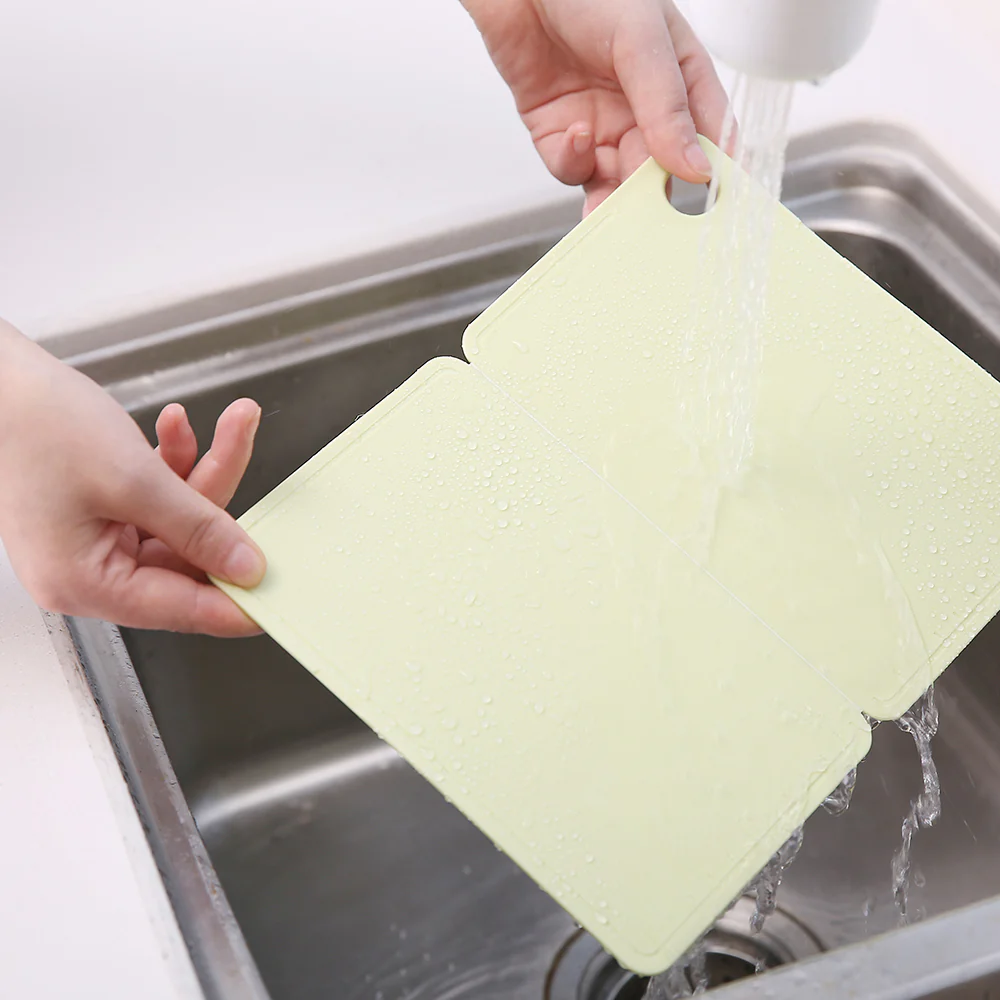 Fasola Foldable Multi-Purpose Cutting Board - Green, 19.7*12.5*0.8cm - Image 2
