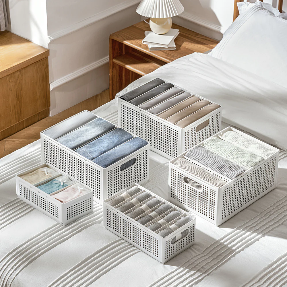 FaSoLa Foldable Storage Basket - White, Medium - Image 2