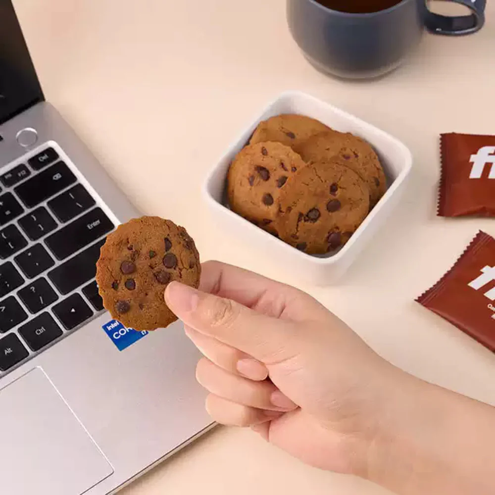 FFIT8 Oat Protein Cookies – Dark Chocolate Flavour 16 Packs x 4 Boxes 448g - Limited Import - Image 2