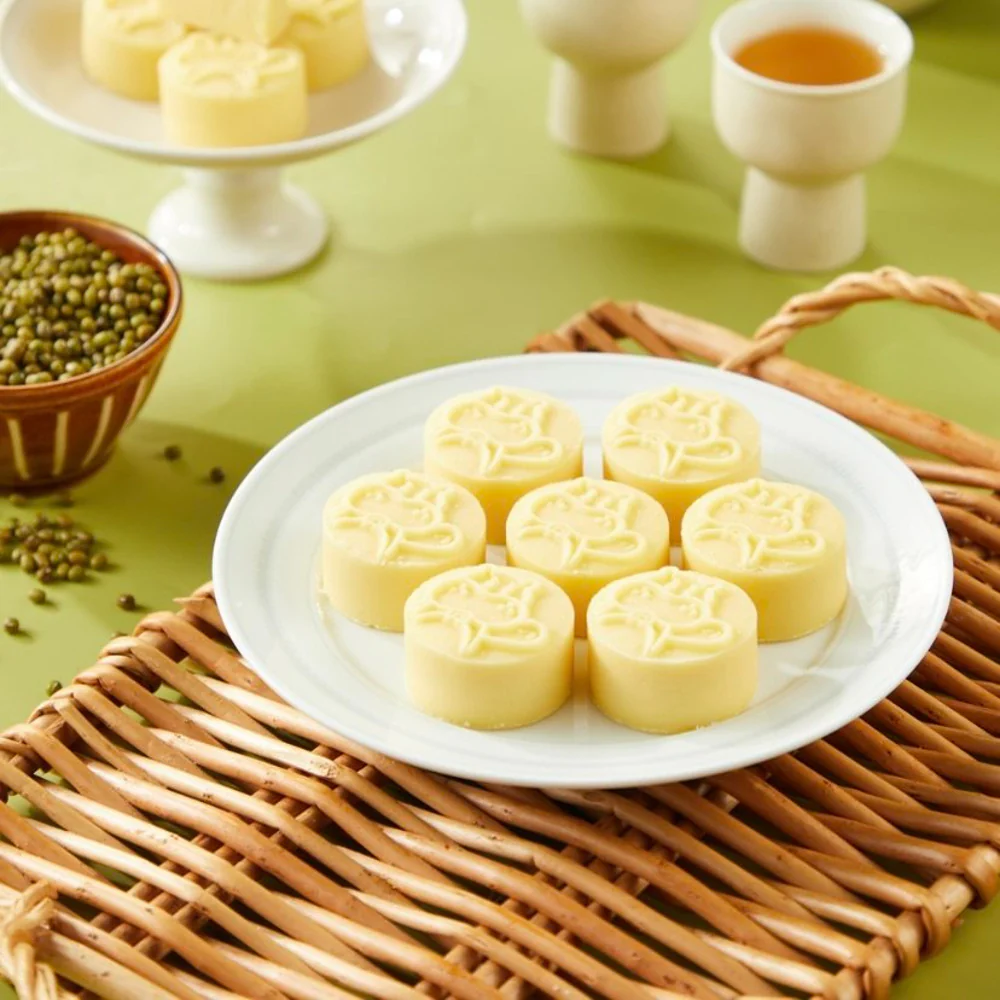 Freshhippo Bakery Low-Sugar Mung Bean Cakes 270g - Frozen Chinese Mung Bean Pastry - Image 2