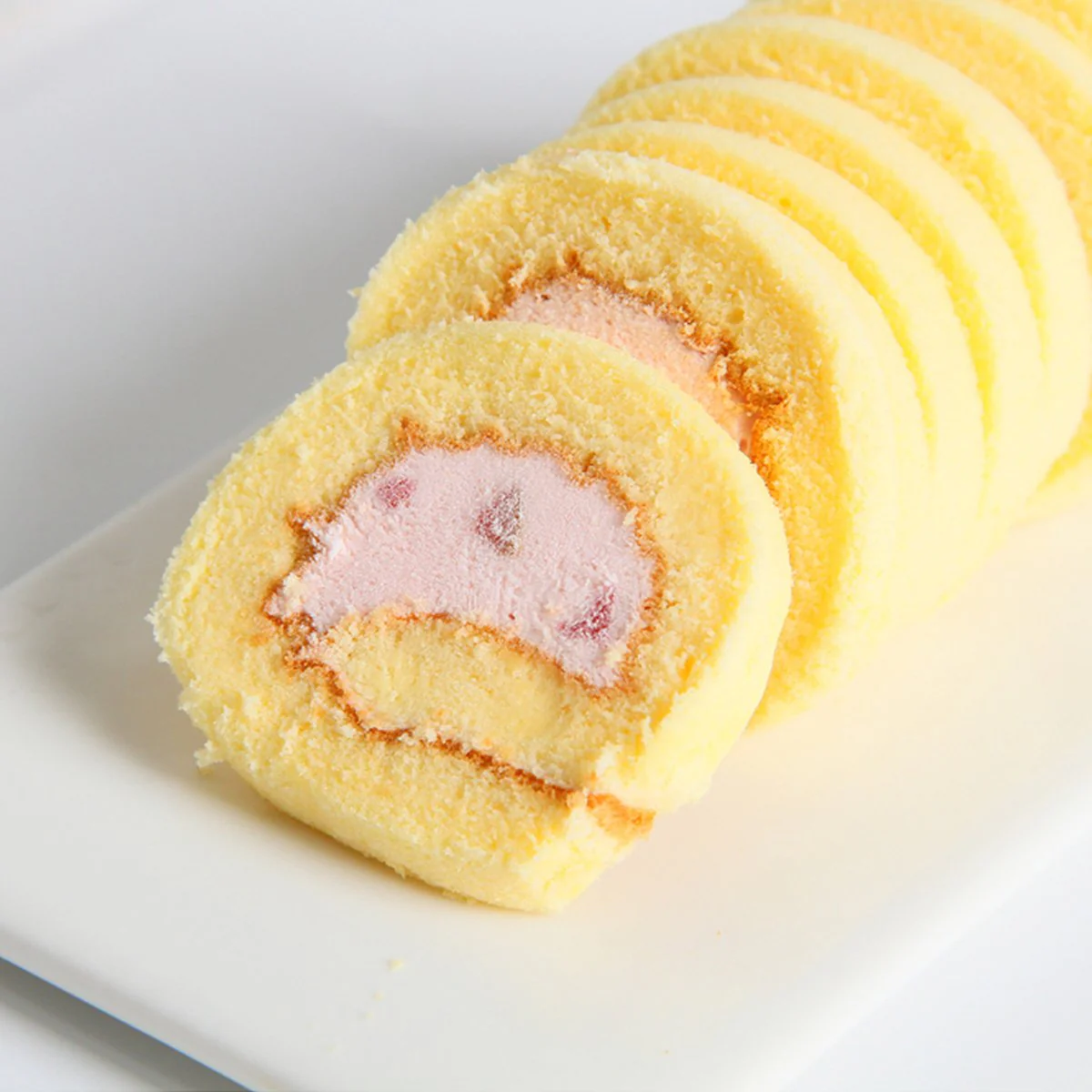Frozen Japanese-Style Mini Guava Swiss Rolls 200g (24 Pieces) - Image 2