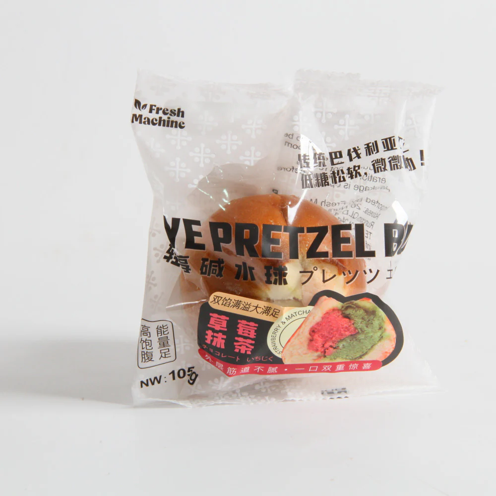 Frozen Strawberry & Matcha Sweet Bun 105g - Image 4