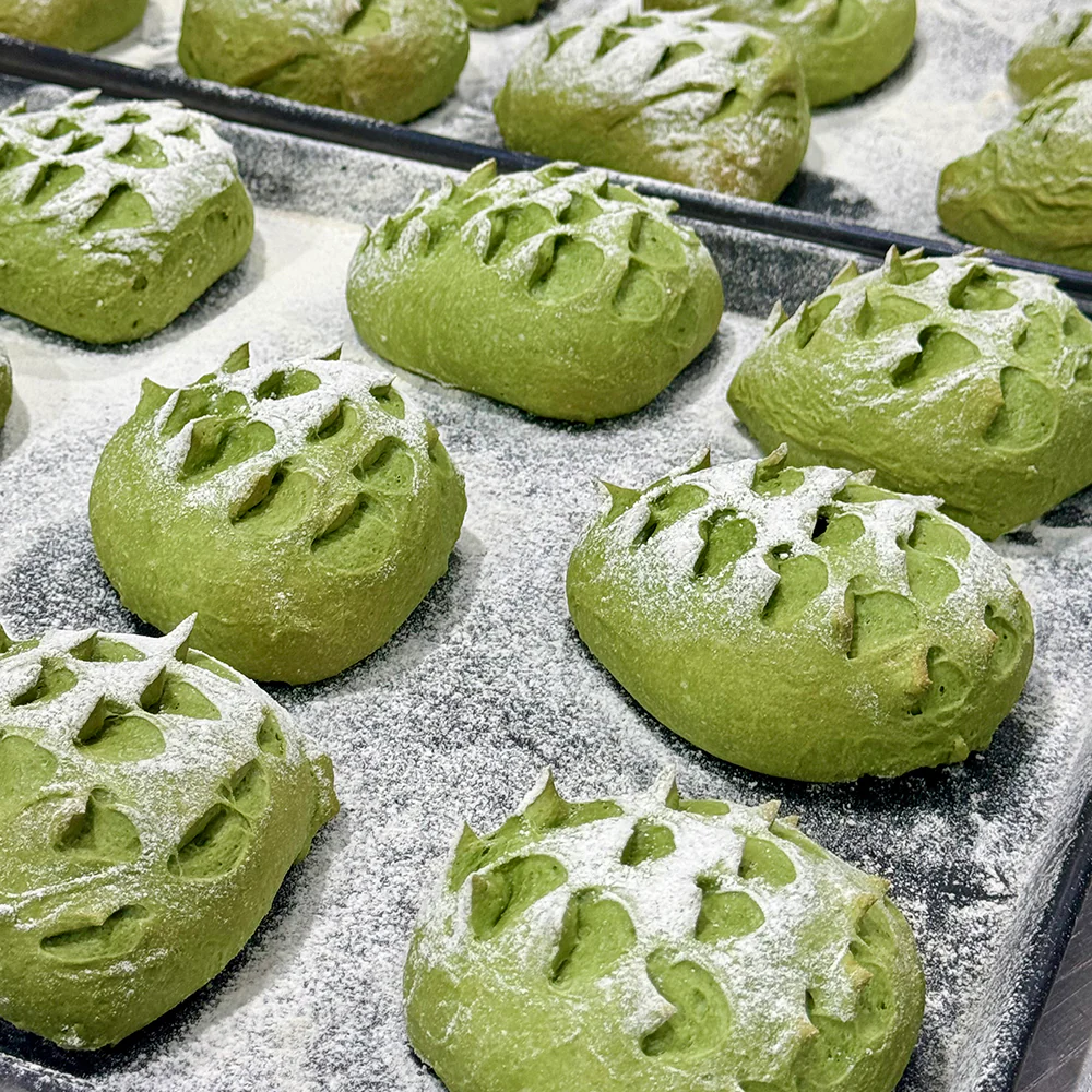 G-LAB Christmas Matcha Red Bean Mochi Bread - 150g - Image 2