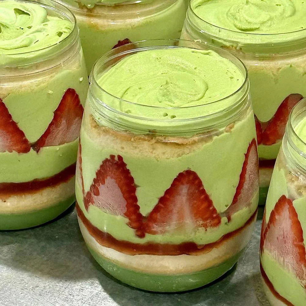 G-LAB Christmas Pistachio Strawberry Jar - 400g - Image 2