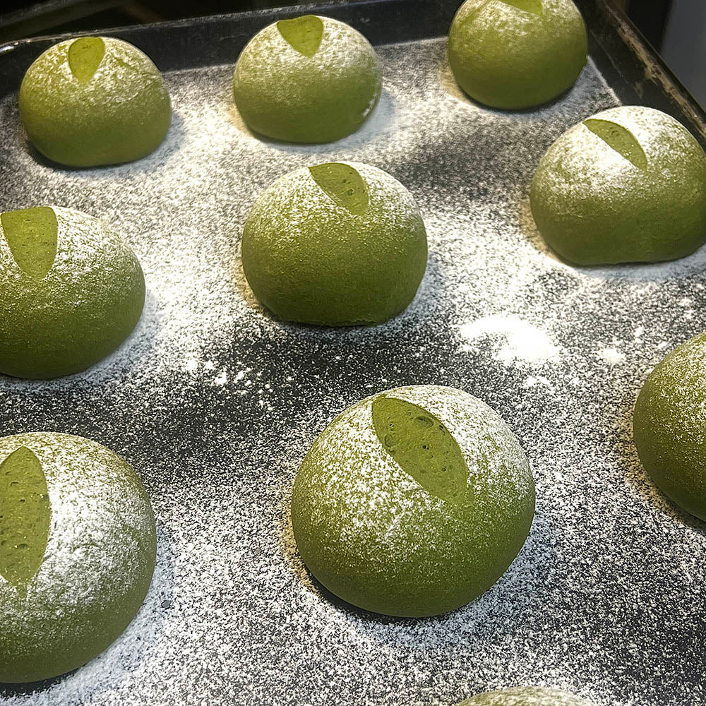 G-LAB Matcha Jasmine Double Rice Bread 150g - Soft Filled Matcha Bun with Jasmine Cream - Image 2