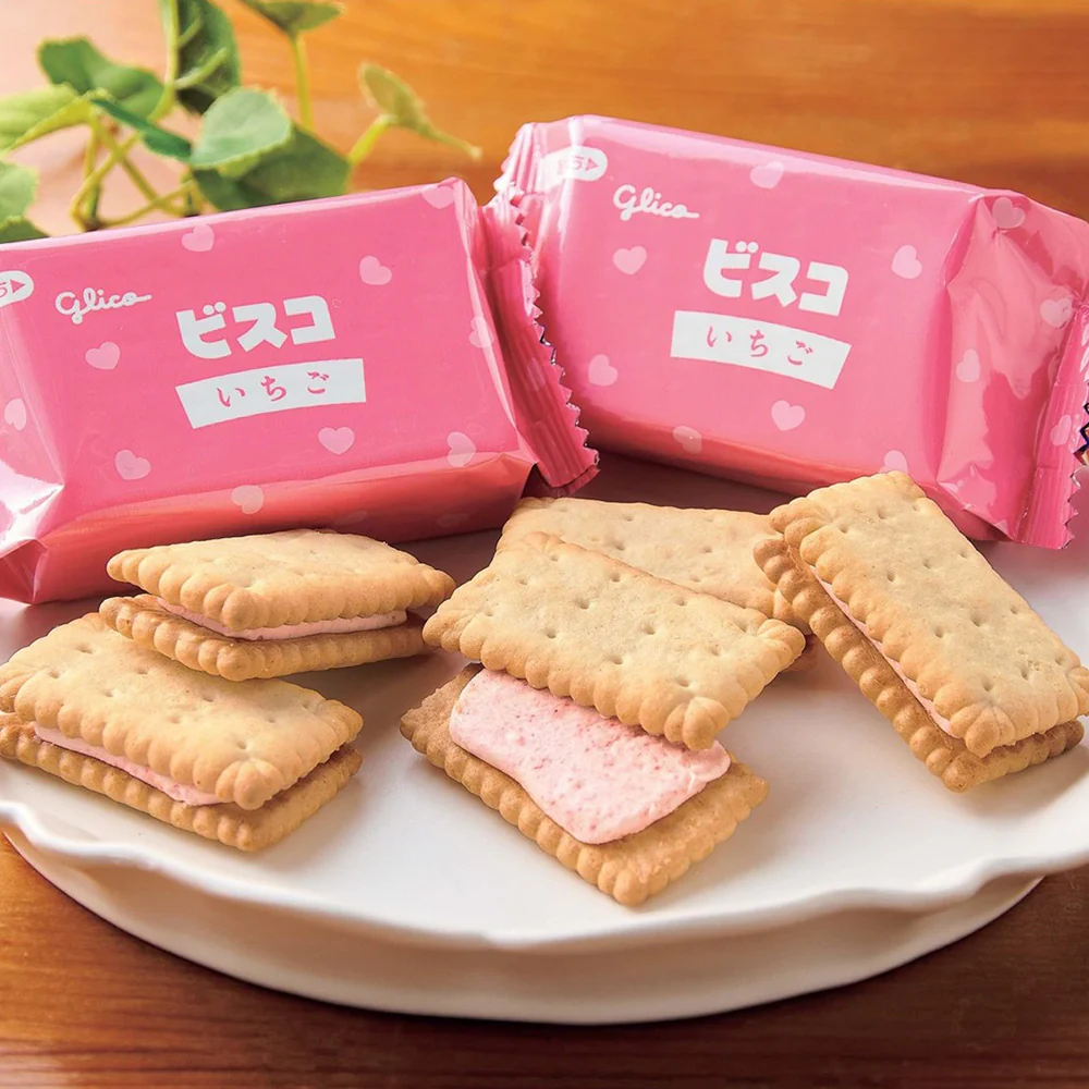 Glico Strawberry Biscuits - 15 Pieces - Image 3