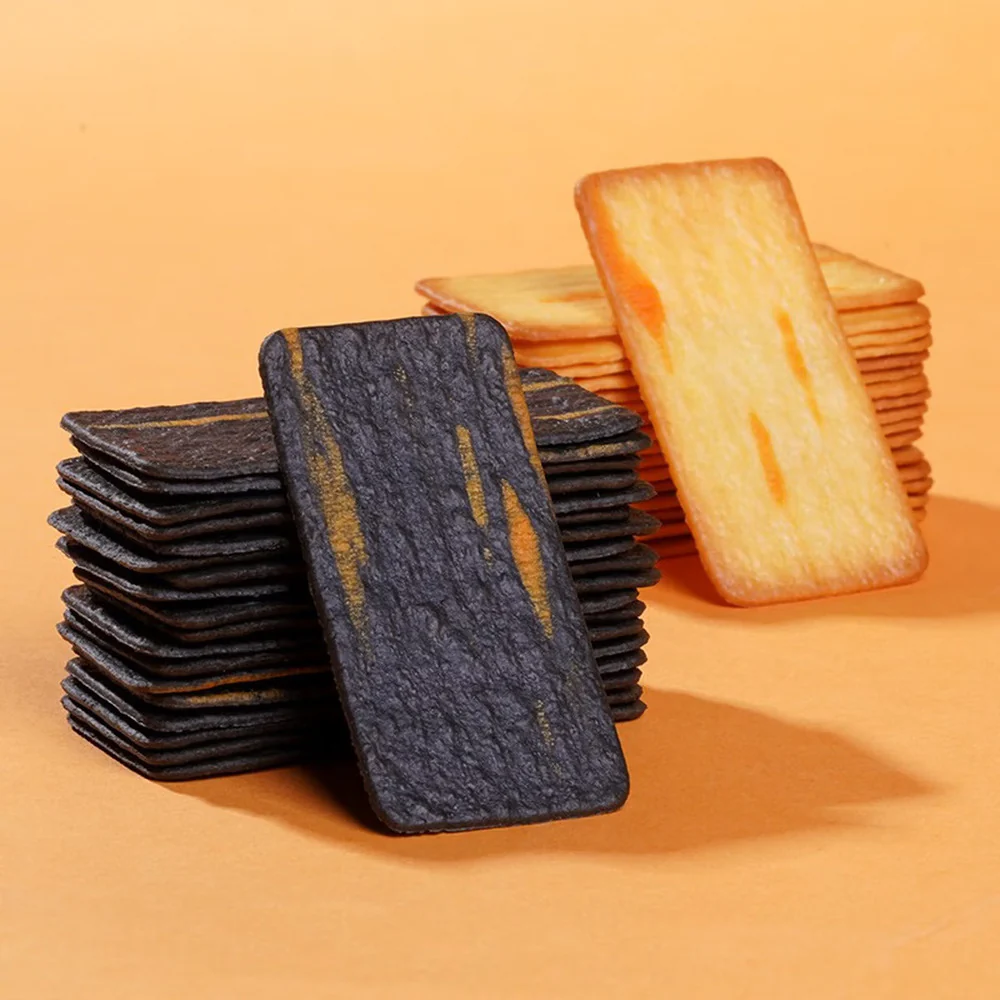 Guangzhou Restaurant Black Gold Cheese Flavour Rock-Baked Thins 190g - Image 2