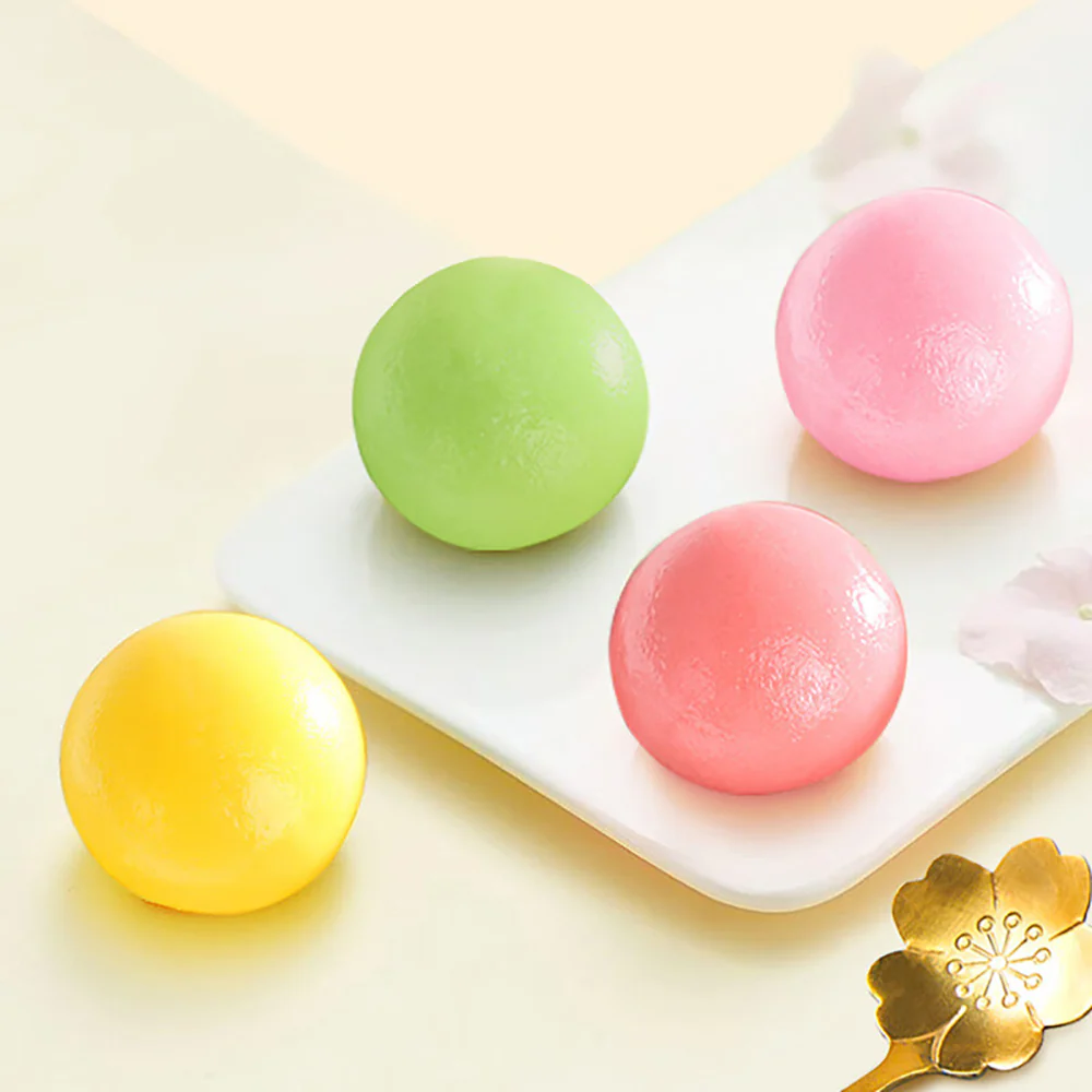 Guangzhou Restaurant Frozen Lychee Rose Glutinous Rice Balls - 320g - Image 2