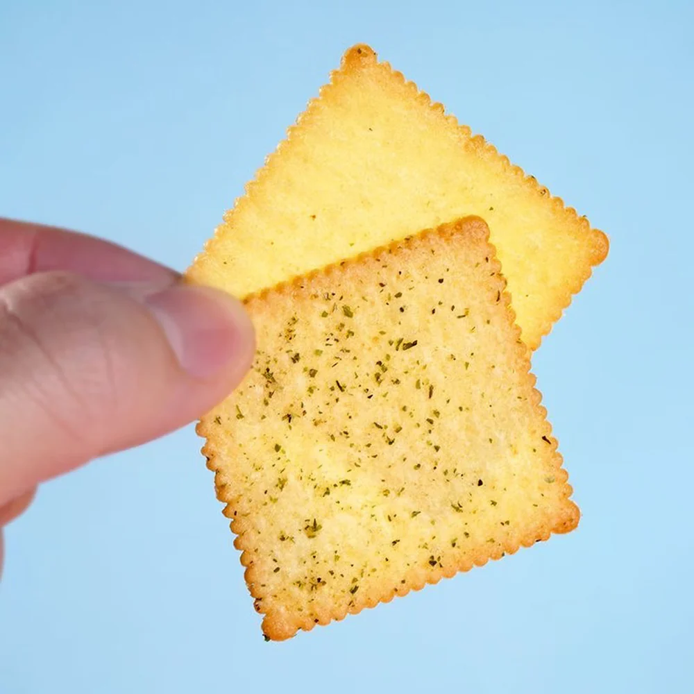 Guangzhou Restaurant Seaweed Flavoured Crispy Potato Biscuits 198g - Image 3