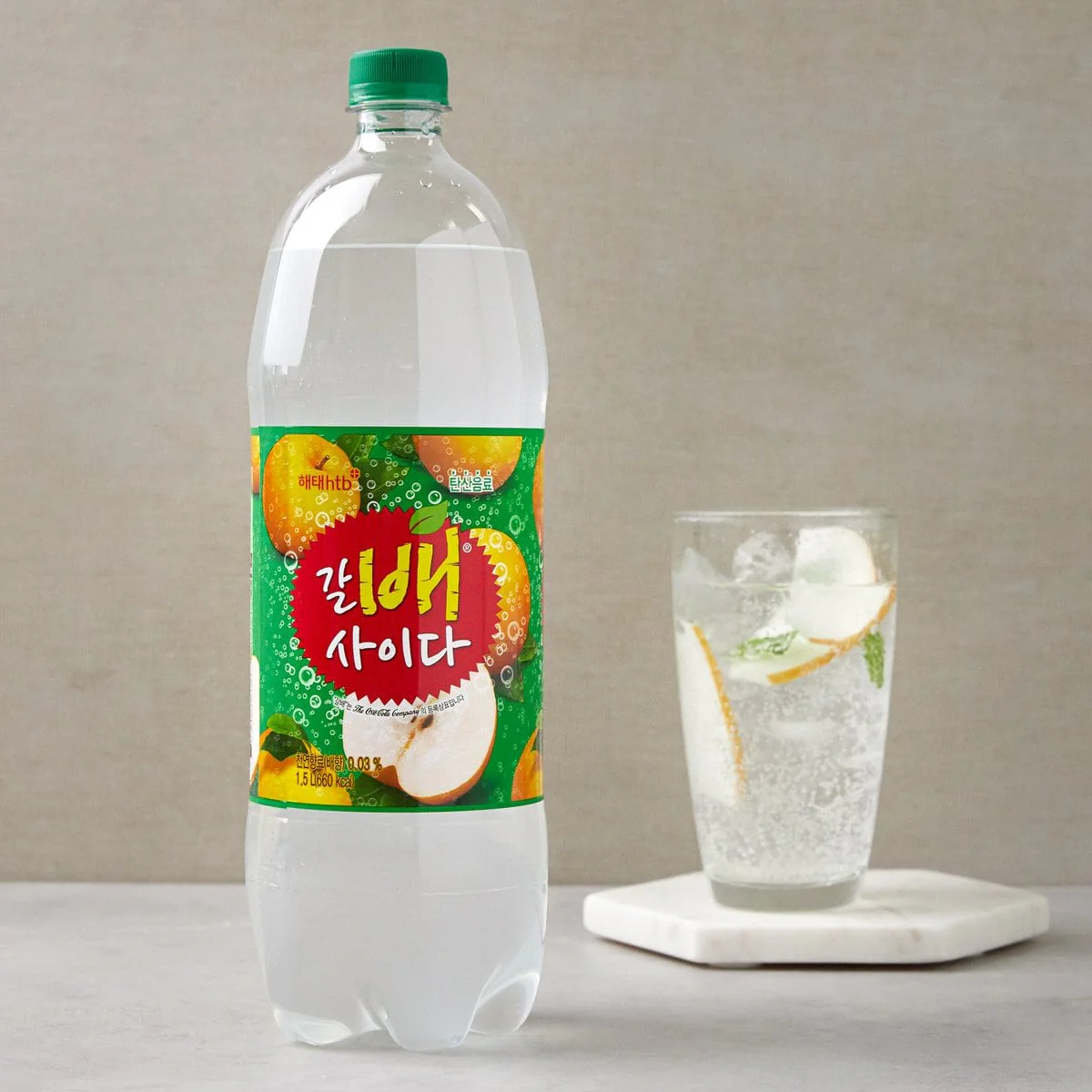Haitai Pear Flavored Carbonated Drink - 1.5L - Image 2