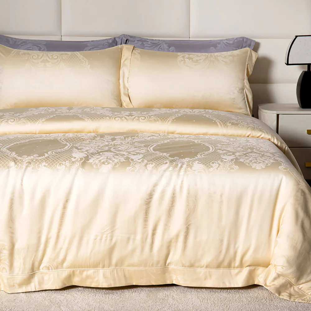 Heartin 4-Piece Bedding Set – Champagne Gold (Double) - Image 2