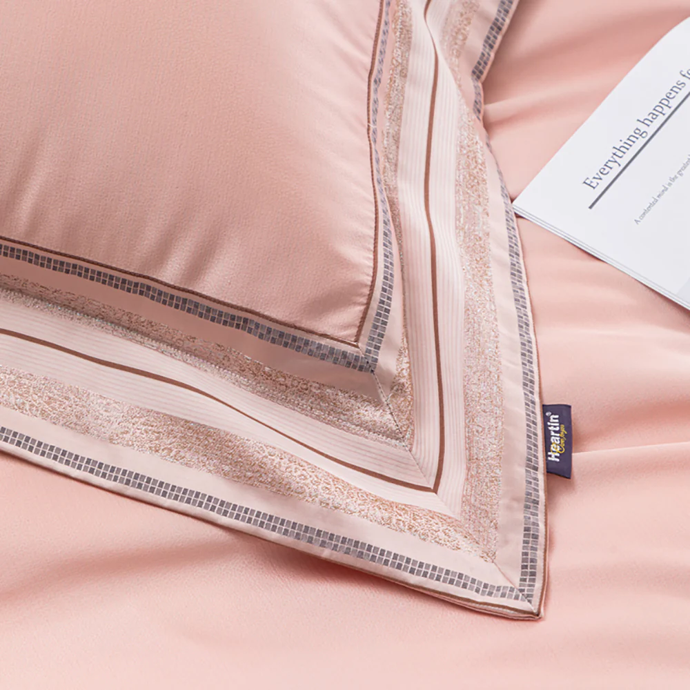 Heartin 4-Piece Bedding Set - Pink King Size with 2 Free Pillows - Image 3