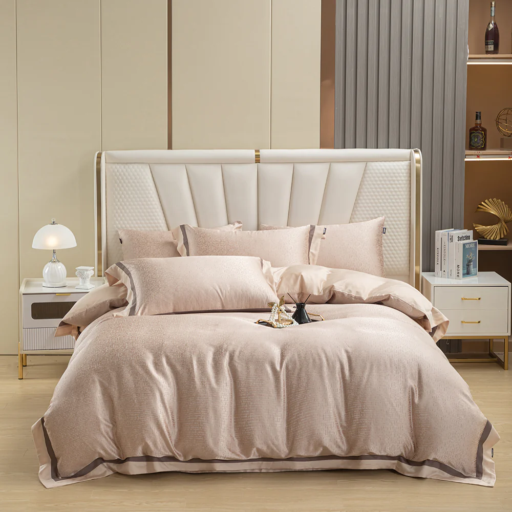 Heartin King Size Bedding Set - Golden Years, 4 Pieces with 2 Bonus Pillows - Image 2