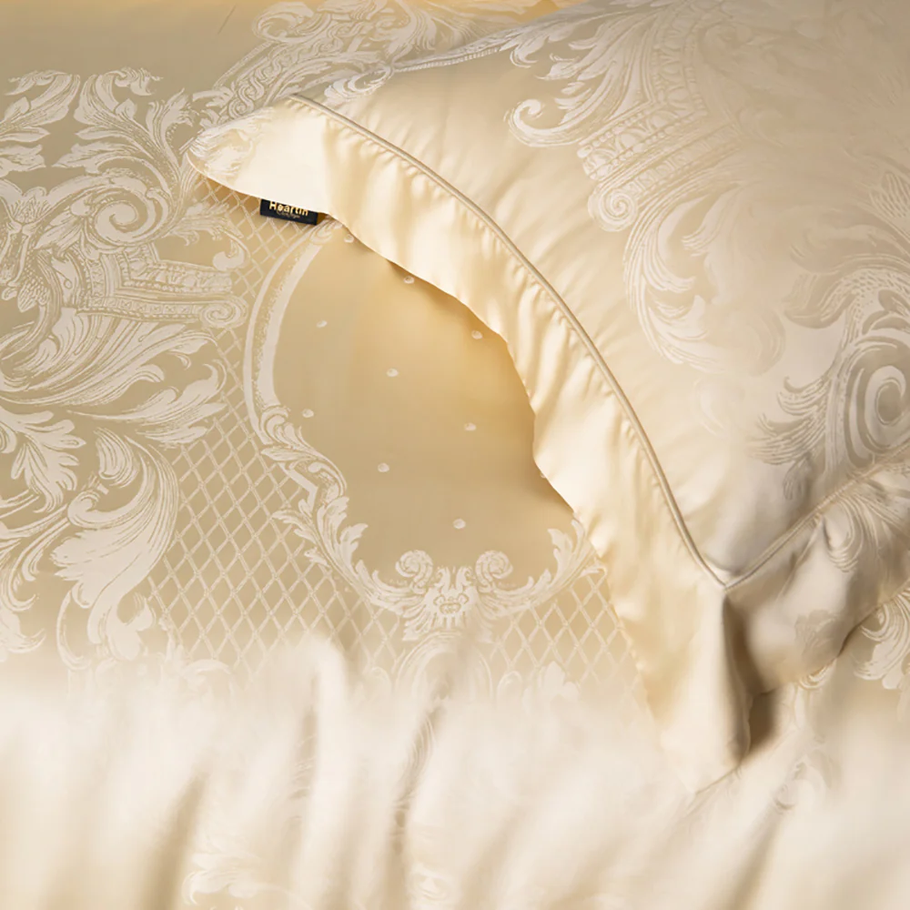 Heartin Navilite Queen Bedding Set - Champagne Gold, 4 Pieces with 2 Free Pillows - Image 4